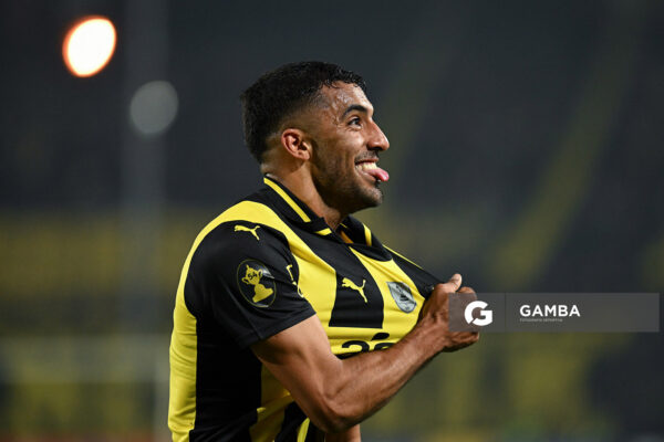 Maximiliano Olivera, de Peñarol. Torneo Intermedio. Estadio Campeón del Siglo.