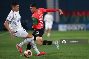 Julián Millán, de Nacional. Torneo Intermedio. Estadio Gran Parque Central.