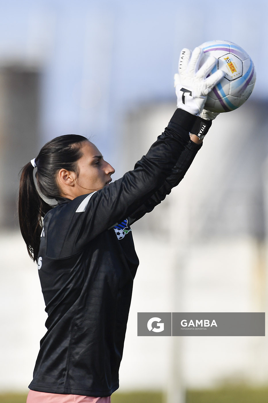 Florencia Porley, golera, de Liverpool. Campeonato Uruguayo de Fútbol Femenino. Parque Ancap.