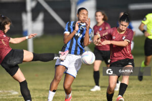 Agustina Gómez, de Liverpool. Campeonato Uruguayo de Fútbol Femenino. Parque Ancap.