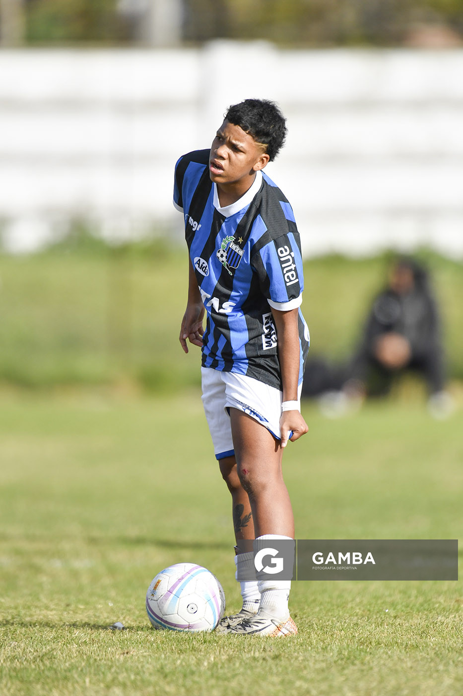 Ilana Guedes, de Liverpool. Campeonato Uruguayo de Fútbol Femenino. Parque Ancap.