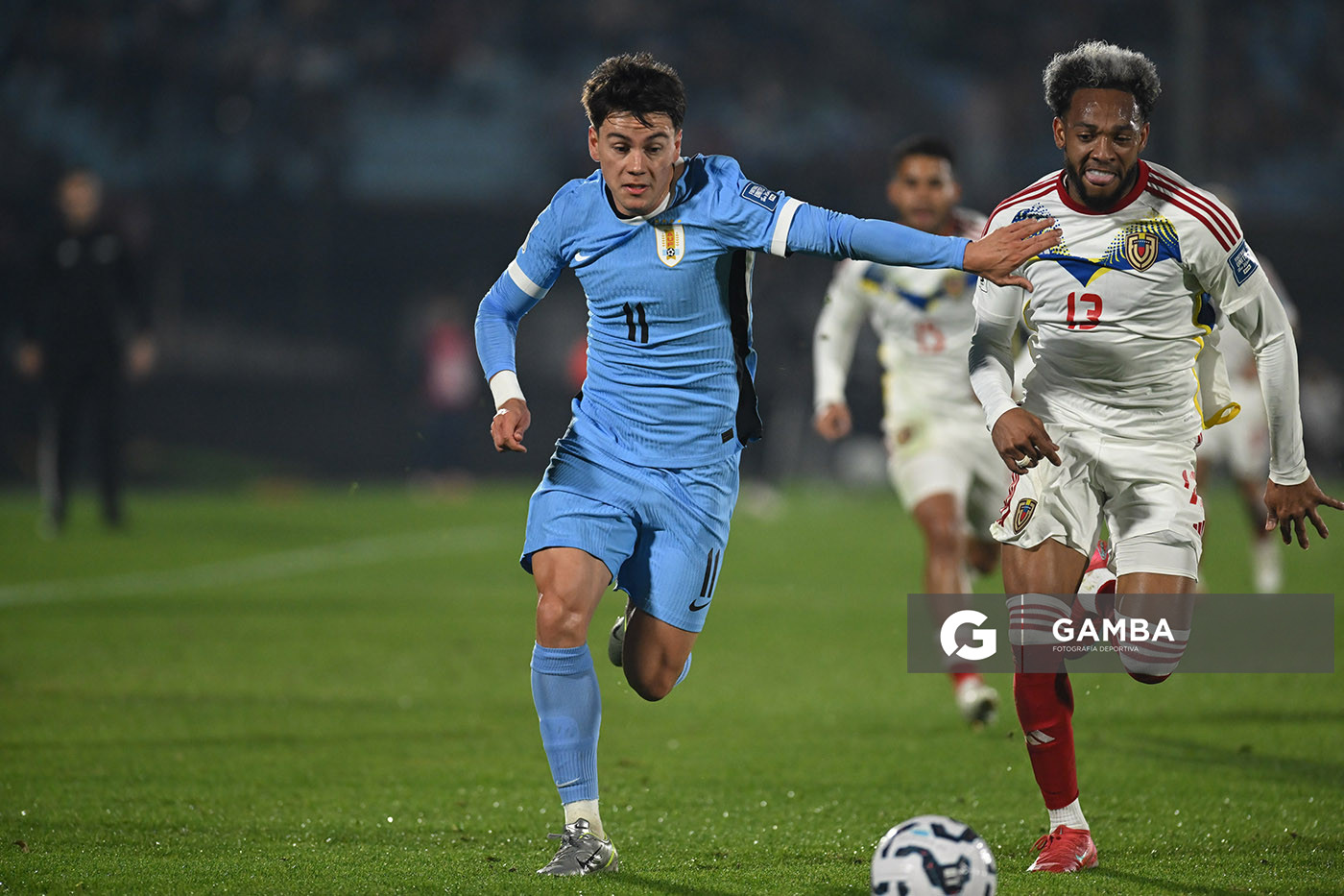 Facundo Pellistri, de Uruguay. Eliminatorias Sudamericanas. Estadio Centenario.