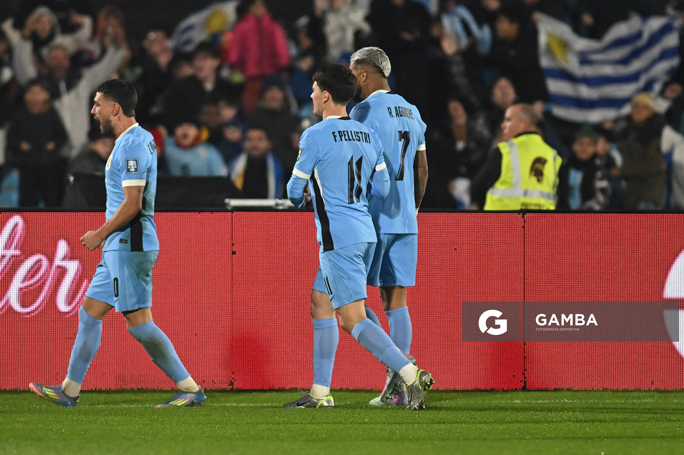 Giorgian de Arrascaeta, de Uruguay. Eliminatorias Sudamericanas. Estadio Centenario.