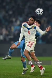 Miguel Navarro, de Venezuela. Eliminatorias Sudamericanas. Estadio Centenario.