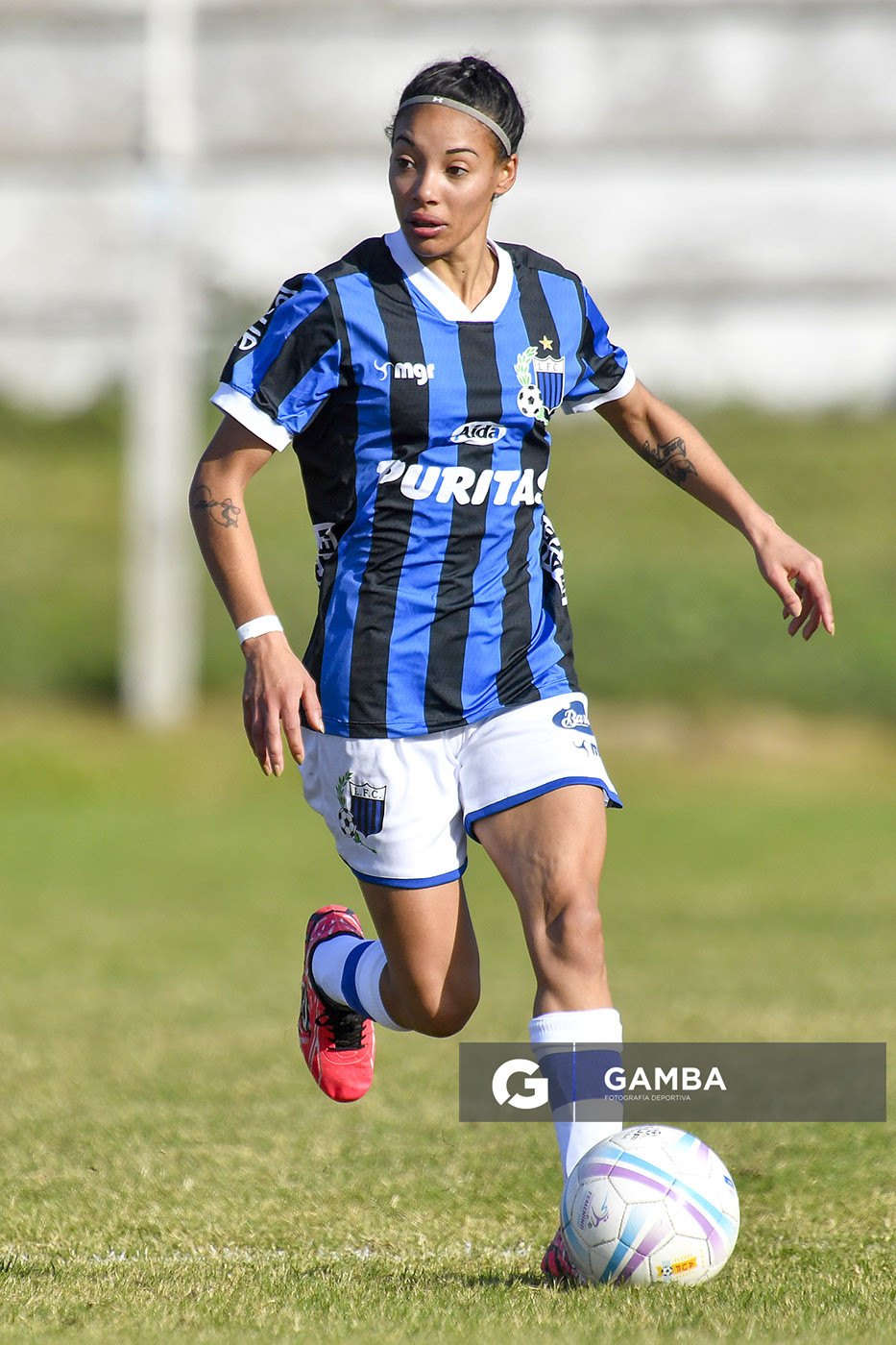 Victoria Galli, de Liverpool. Campeonato Uruguayo de Fútbol Femenino. Parque Ancap.