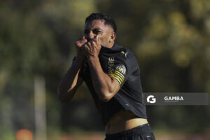 Maximiliano Olivera, de Peñarol. Torneo Intermedio. Estadio Parque Saroldi.