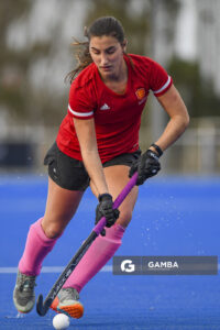 Elisa Civetta, de Uruguay. Cancha Celeste. Entrenamiento de la selección uruguaya femenina de Hockey.