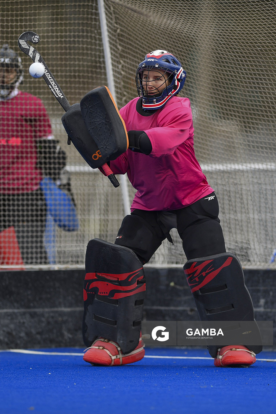 María Eugenia Montans. Cancha Celeste. Entrenamiento de la selección uruguaya femenina de Hockey.