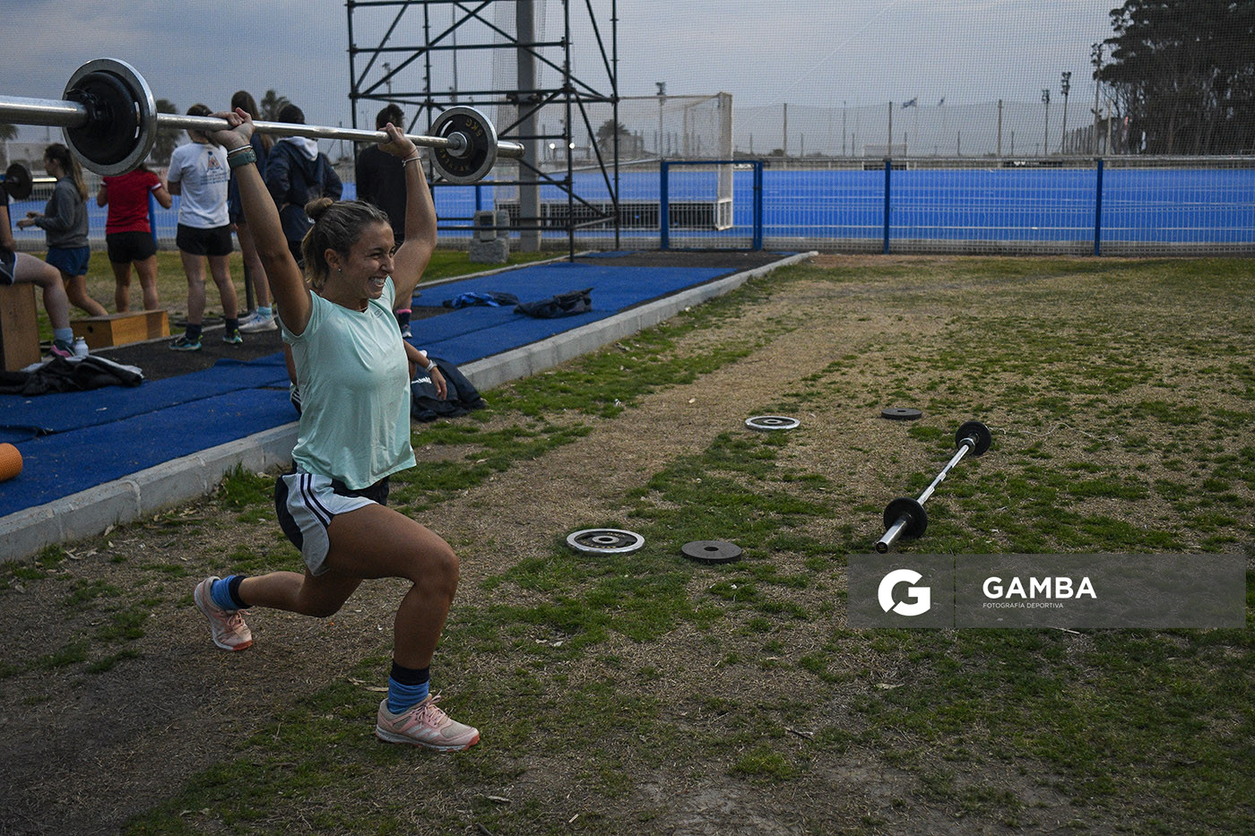 Las Cimarronas. Cancha Celeste. Entrenamiento de la selección uruguaya femenina de Hockey.