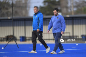 Rolando “Rolo” Rivero y Nicolás Tixe. Cancha Celeste. Entrenamiento de la selección uruguaya femenina de Hockey.