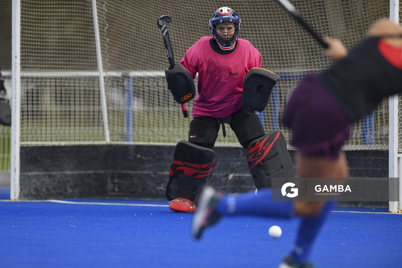 María Eugenia Montans. Cancha Celeste. Entrenamiento de la selección uruguaya femenina de Hockey.