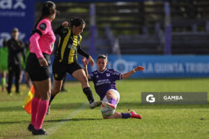 Maia Fernández, de Peñarol. Campeonato Uruguayo de Fútbol Femenino. Estadio Luis Franzini.