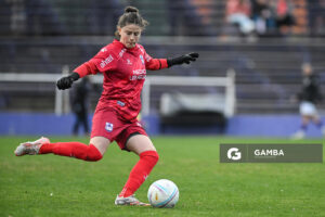 Romina Olmedo, golera de Defensor Sporting. Campeonato Uruguayo de Fútbol Femenino. Estadio Luis Franzini.