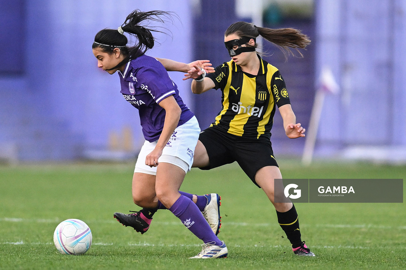 María González, de Defensor Sporting. Campeonato Uruguayo de Fútbol Femenino. Estadio Luis Franzini.