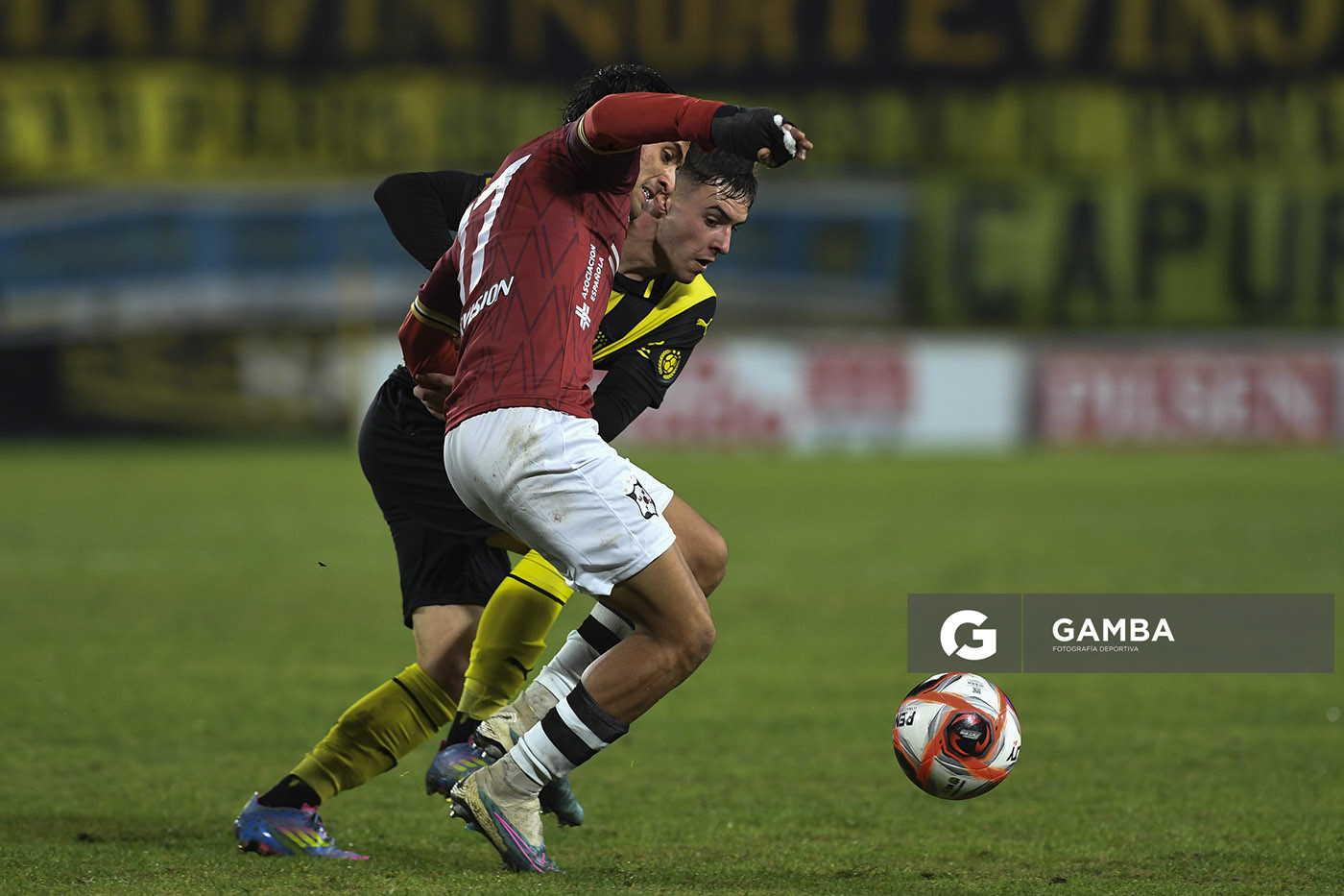 Martín Suárez, de Wanderers. Torneo Intermedio. Estadio Campeón del Siglo.