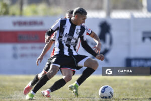 Alexander García, de Wanderers. 21ª Copa Nacional de Clubes. Parque Lorenzo Costa Montano.