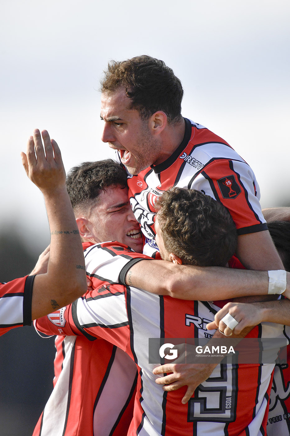 Sebastián Pallas, Kevin Camejo y Sebastián Rojas, de Atenas. 21ª Copa Nacional de Clubes. Parque Lorenzo Costa Montano.
