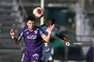 Federico Marchesini, de Defensor Sporting. Torneo Intermedio. Estadio Luis Franzini.
