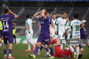 Lucas Agazzi, de Defensor Sporting. Torneo Intermedio. Estadio Luis Franzini.