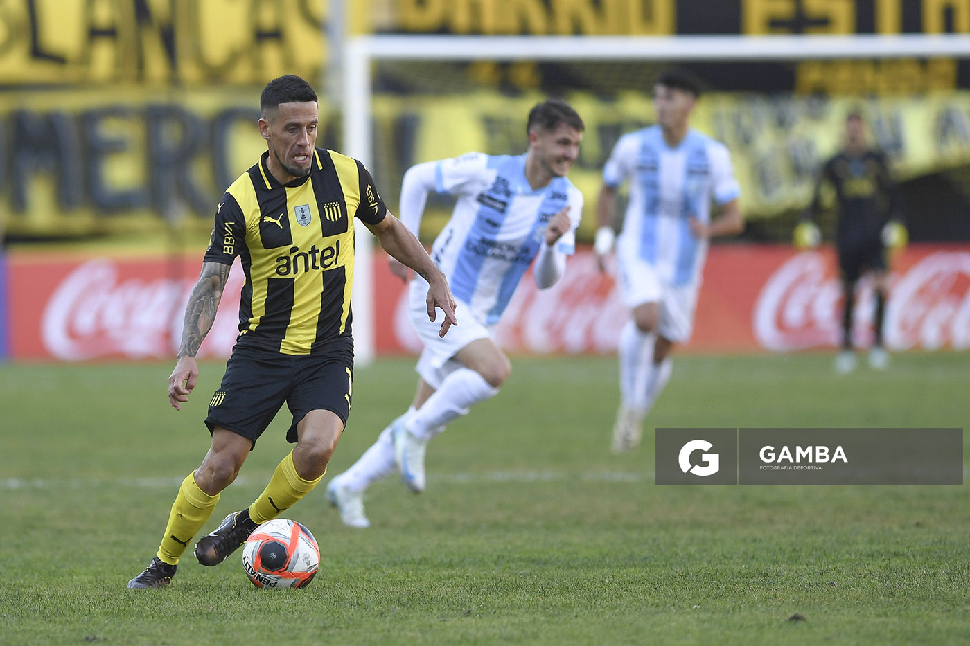 Torneo Intermedio. Estadio Campeón del Siglo.