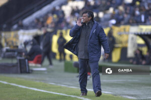 Tabaré Silva, Torneo Intermedio. Estadio Campeón del Siglo.