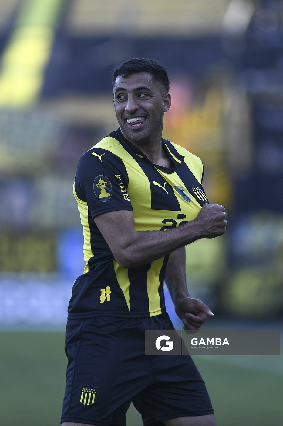 Maximiliano Olivera, Torneo Intermedio. Estadio Campeón del Siglo.