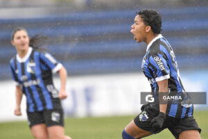 Ilana Guedes, de Liverpool. Campeonato Uruguayo de Fútbol Femenino. Estadio Belvedere.
