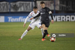Santiago Romero, de Danubio. Torneo Intermedio. Estadio Gran Parque Central.
