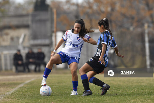 Cecilia Jourdan, de Nacional. Campeonato Uruguayo de Fútbol Femenino. Estadio Parque Ancap.
