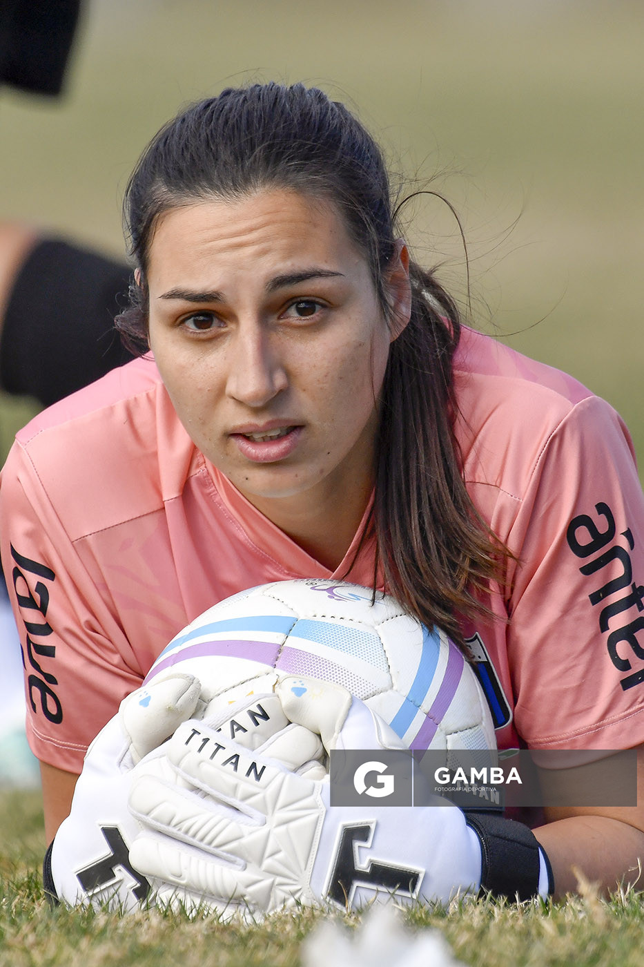 Florencia Porley, golera, de Liverpool. Campeonato Uruguayo de Fútbol Femenino. Estadio Parque Ancap.