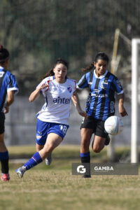 Julieta Melogño, de Nacional. Campeonato Uruguayo de Fútbol Femenino. Estadio Parque Ancap.