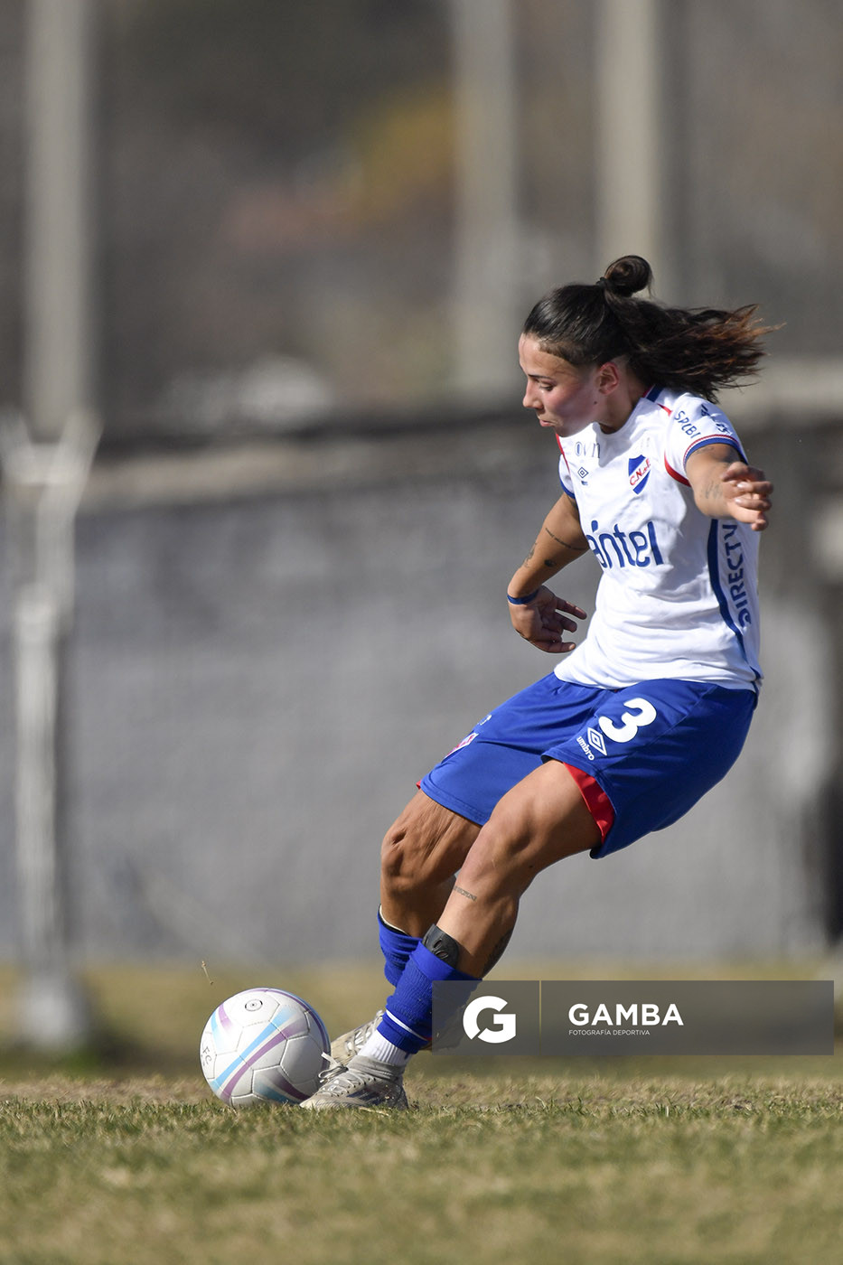 Valentina Cousillas, de Nacional. Campeonato Uruguayo de Fútbol Femenino. Estadio Parque Ancap.