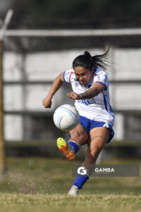 Yaqueline Apraez, de Nacional. Campeonato Uruguayo de Fútbol Femenino. Estadio Parque Ancap.