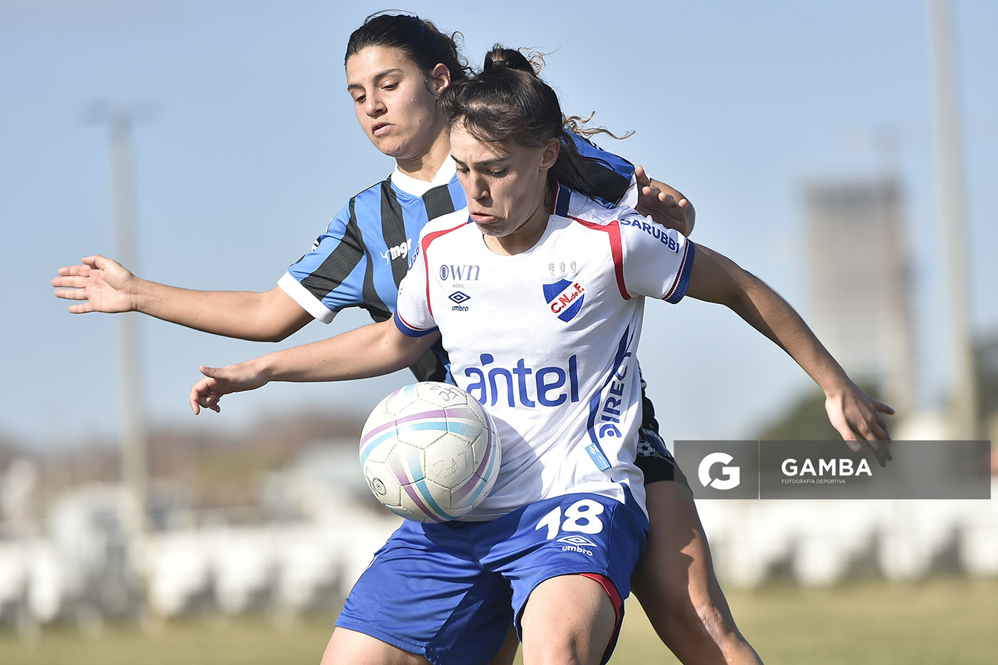 Julieta Melogño, de Nacional. Campeonato Uruguayo de Fútbol Femenino. Estadio Parque Ancap.