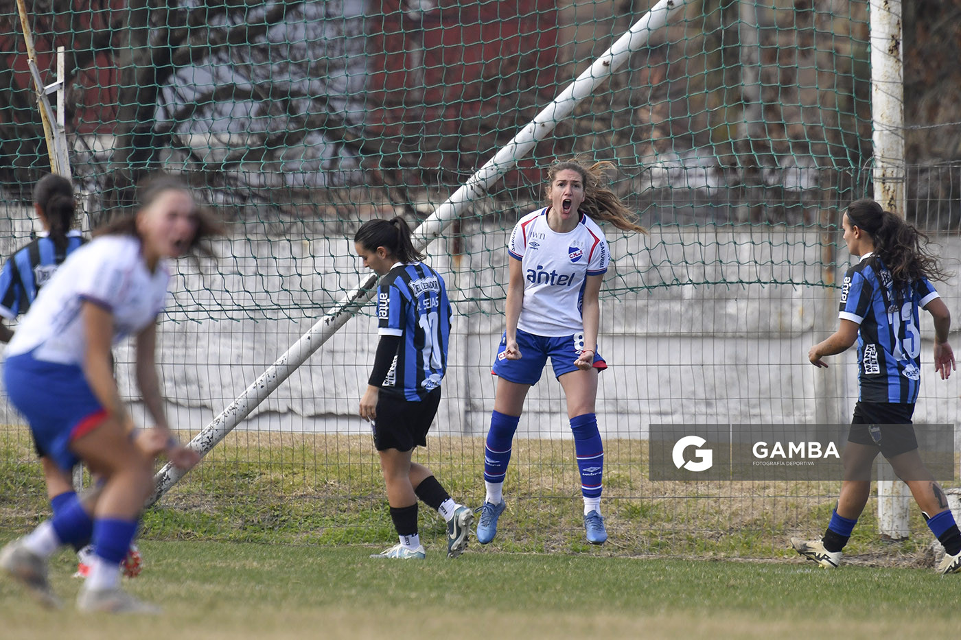 Sofía Oxandabarat, de Nacional. Campeonato Uruguayo de Fútbol Femenino. Estadio Parque Ancap.