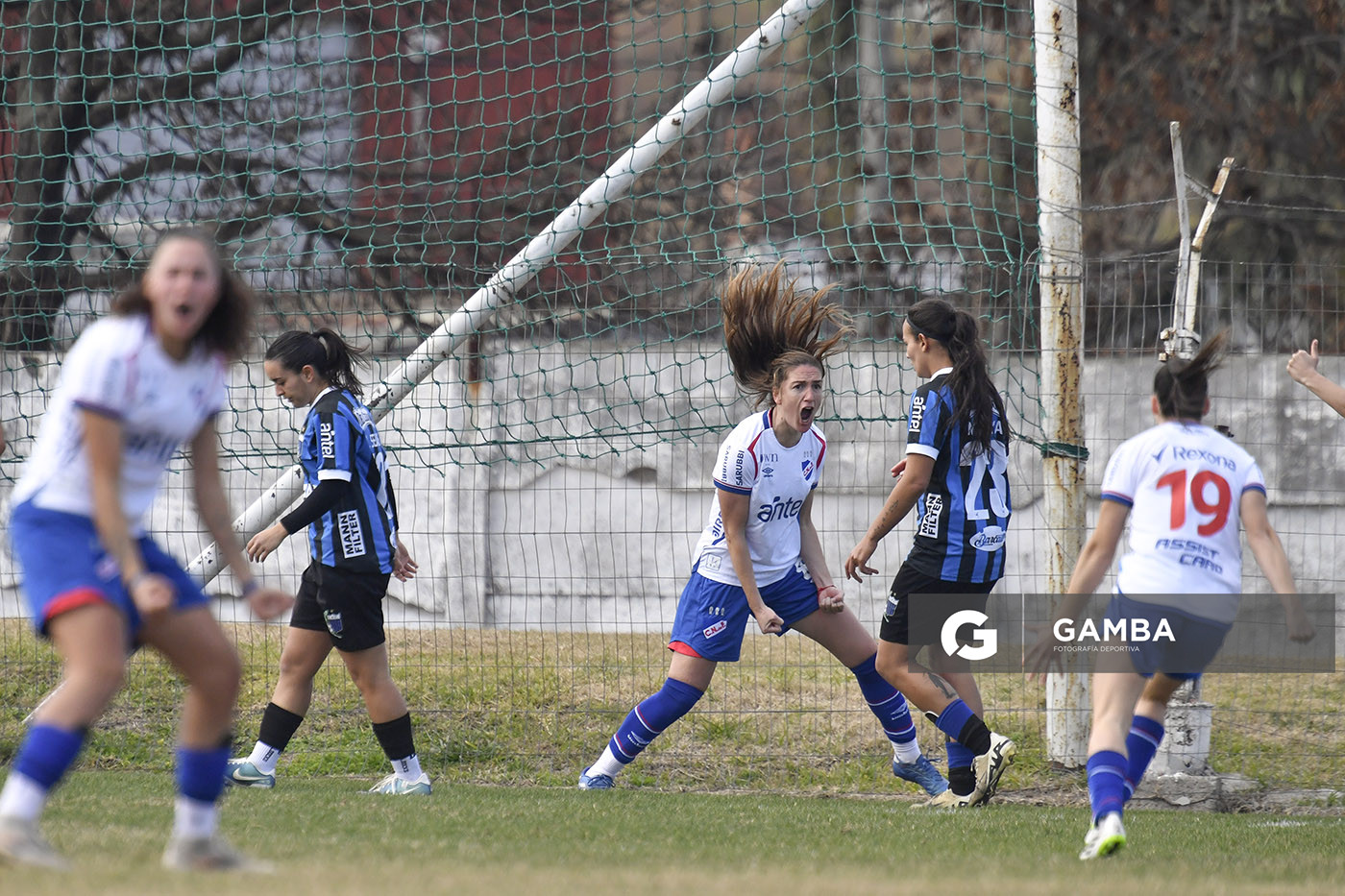 Sofía Oxandabarat, de Nacional. Campeonato Uruguayo de Fútbol Femenino. Estadio Parque Ancap.