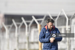 Marcel Rauss, director técnico de Nacional. Campeonato Uruguayo de Fútbol Femenino. Estadio Parque Ancap.