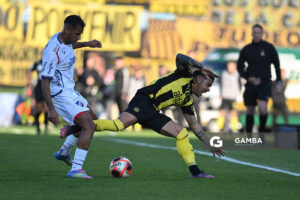 David Terans, de Peñarol. Torneo Intermedio. Estadio Centenario.