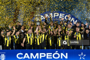 Torneo Intermedio. Estadio Centenario.