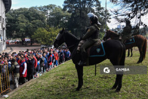 Hinchas de Nacional. Torneo Intermedio. Estadio Centenario.