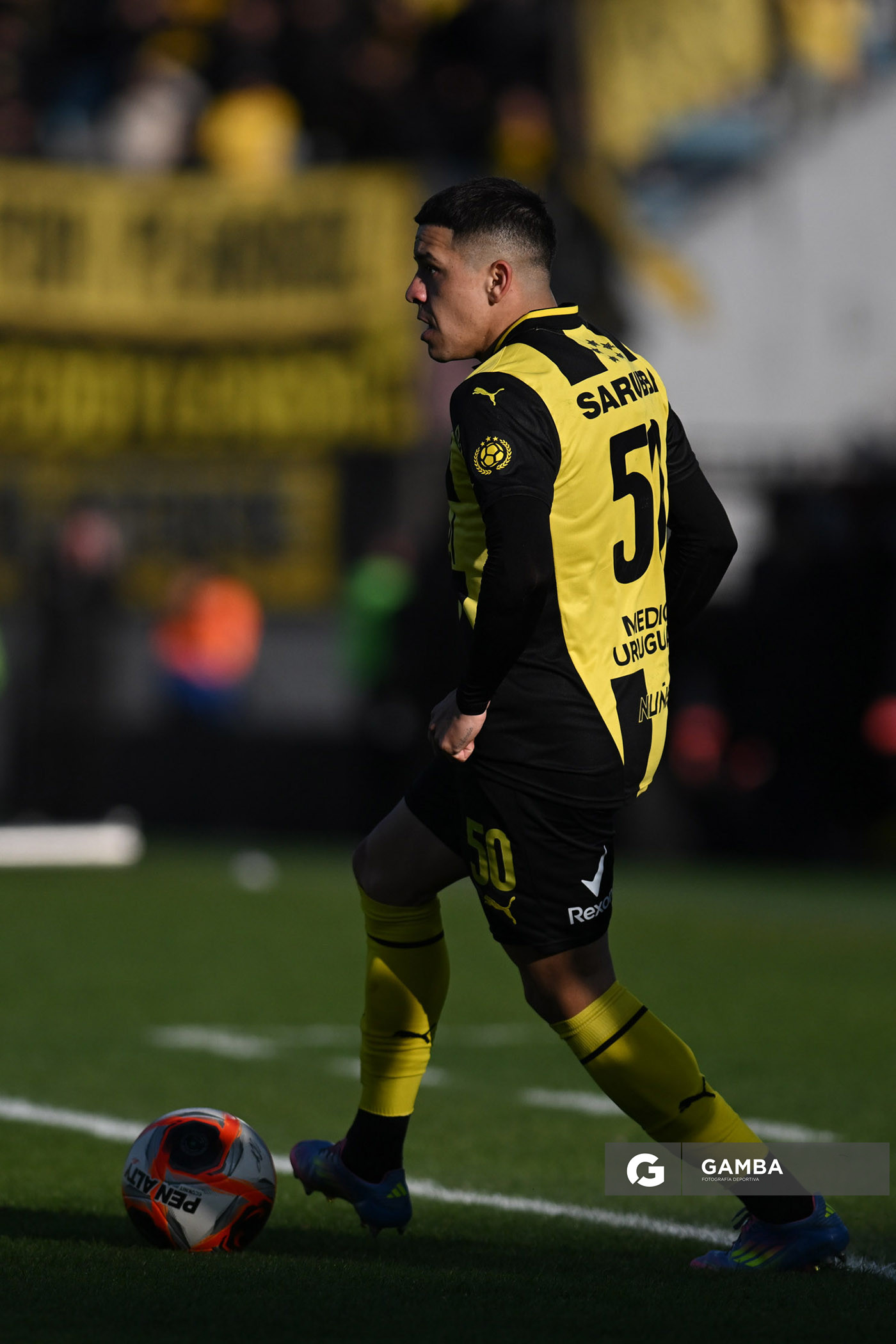 Diego García, de Peñarol. Torneo Intermedio. Estadio Centenario.