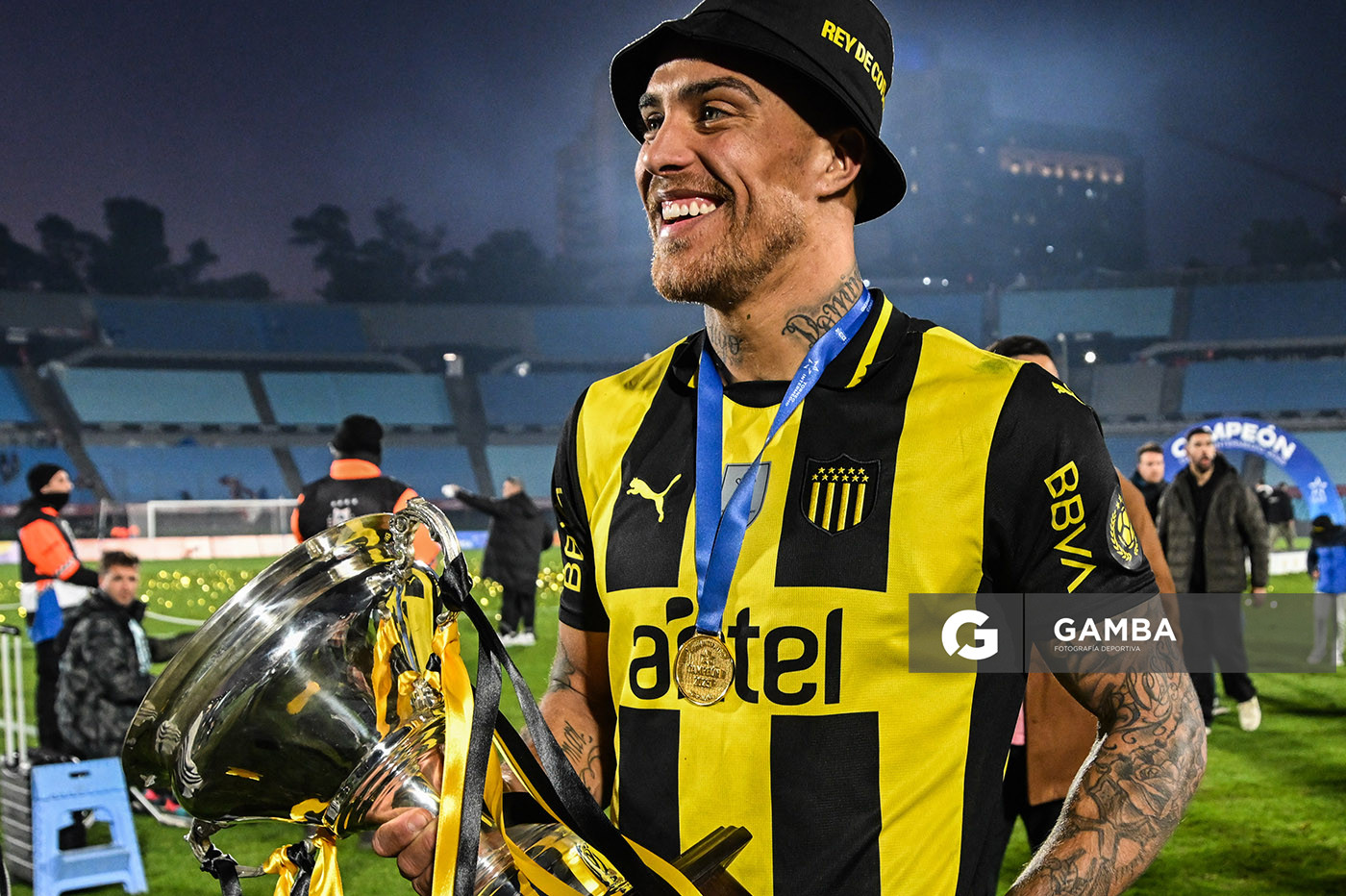 Javier Méndez. Peñarol Campeón. Torneo Intermedio. Estadio Centenario.