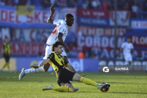 Nahuel Herrera, de Peñarol. Torneo Intermedio. Estadio Centenario.