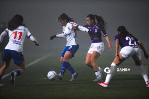 Julieta Melogño, de Nacional. Campeonato Uruguayo de Fútbol Femenino. Complejo Rentistas.
