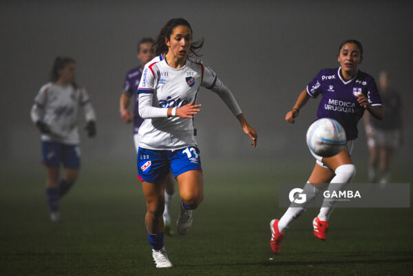Cecilia Jourdan, de Nacional. Campeonato Uruguayo de Fútbol Femenino. Complejo Rentistas.