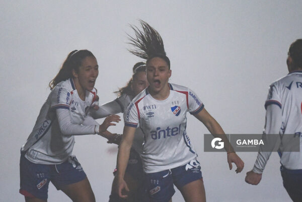 Josefina Félix, de Nacional. Campeonato Uruguayo de Fútbol Femenino. Complejo Rentistas.