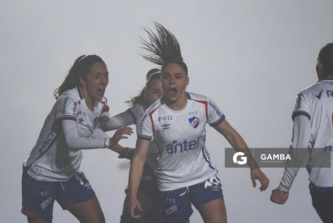 Josefina Félix, de Nacional. Campeonato Uruguayo de Fútbol Femenino. Complejo Rentistas.