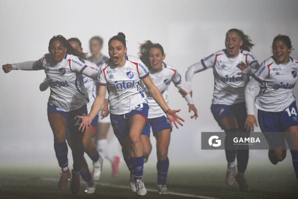 Josefina Félix, de Nacional. Campeonato Uruguayo de Fútbol Femenino. Complejo Rentistas.