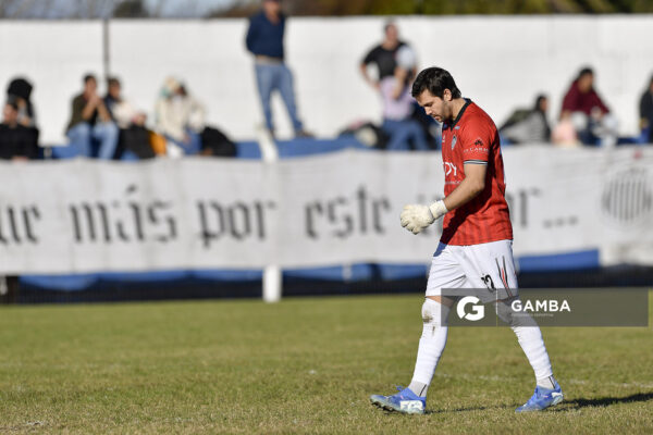 Bernardo Long, de Río Negro. 21ª Copa Nacional de Clubes. Estadio Álvaro Pérez.