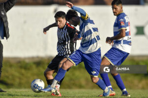 Lucas Lemos, de Río Negro. 21ª Copa Nacional de Clubes. Estadio Álvaro Pérez.